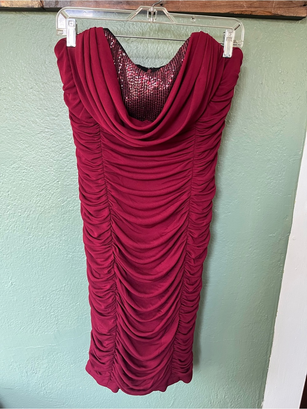 Badgley Mischka Wine Ruched Cowl Midi Dress